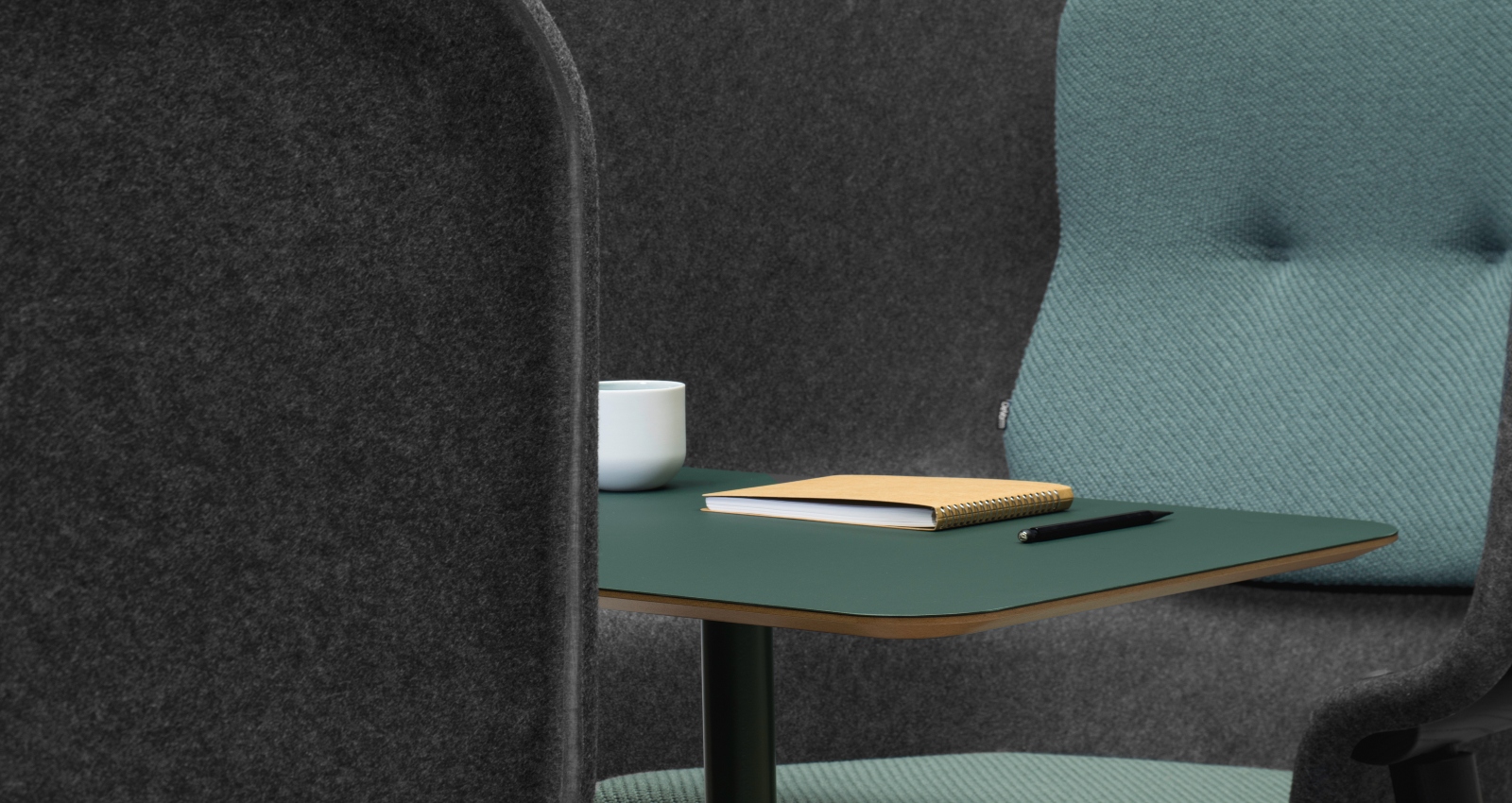 The Pod privacy chair 