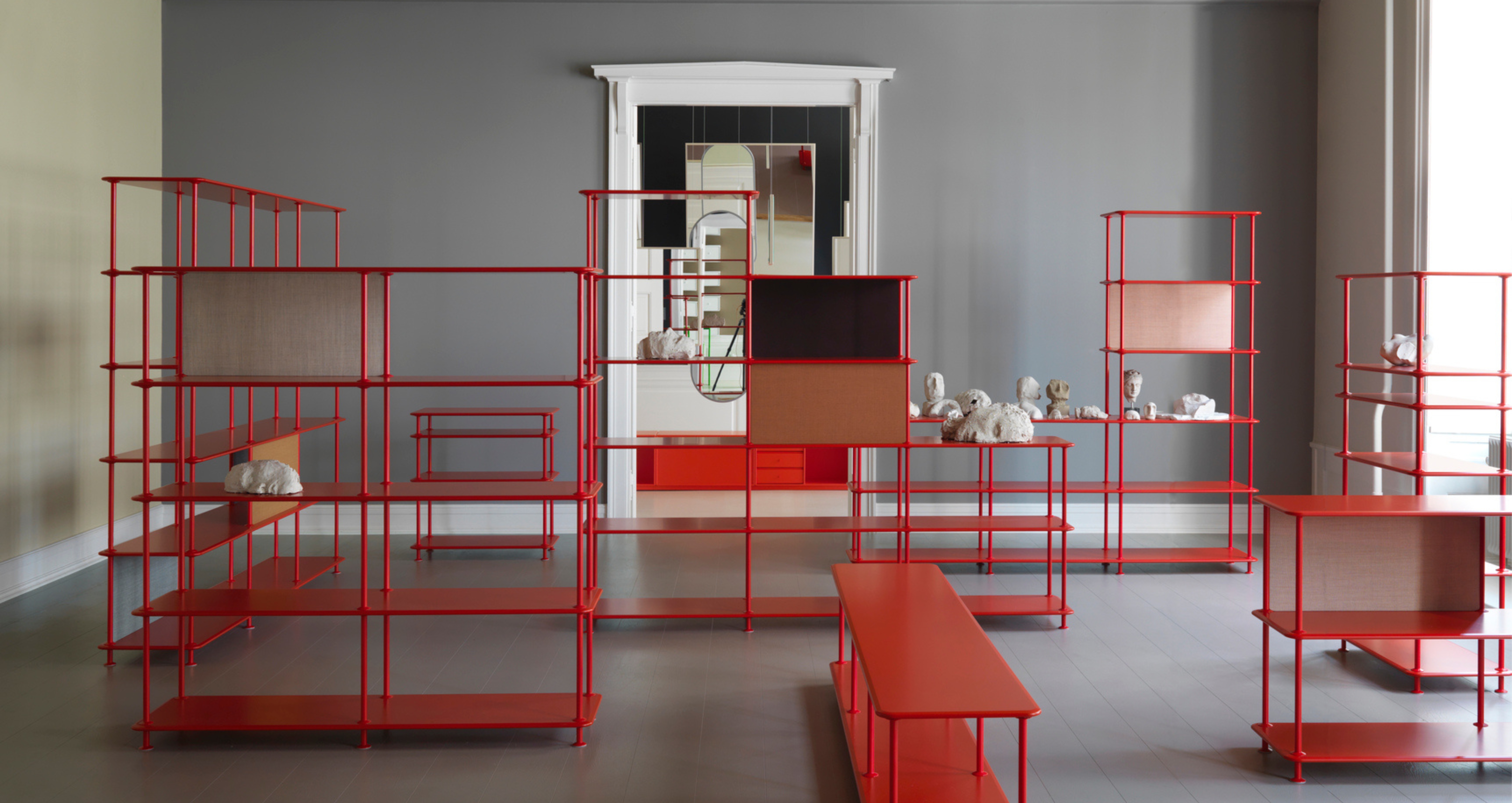 Free Shelving System